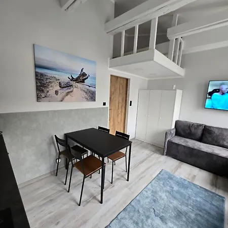 Patio Antresol 2 شقة *